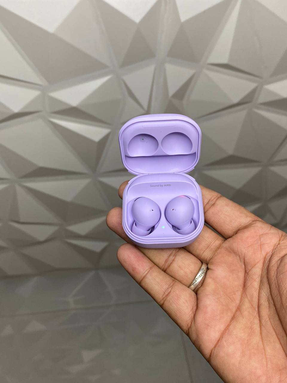 ProBuds Ultra – HD Edition